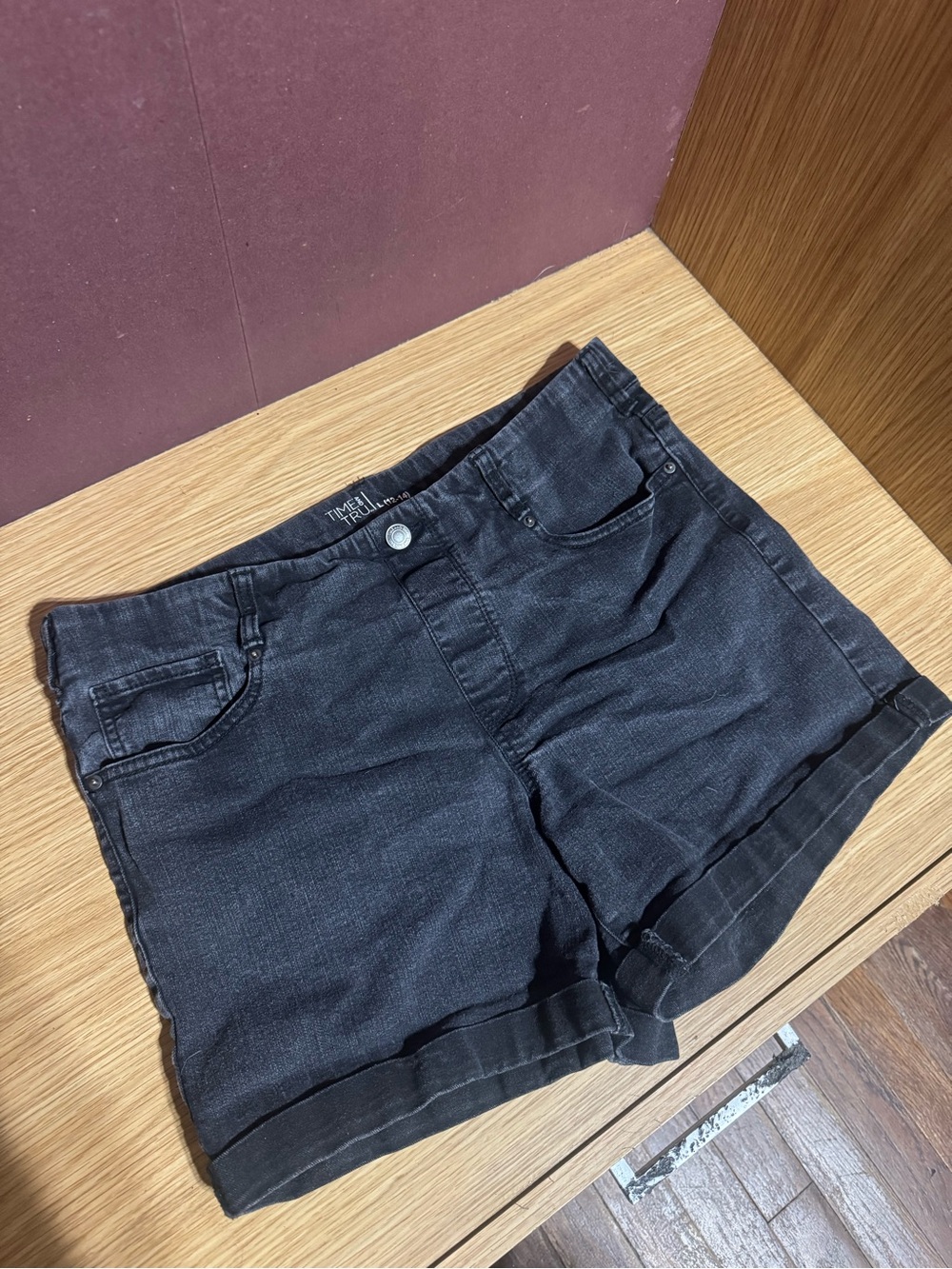 Time and Tru Black Denim Cuffed Shorts Size L 12-14